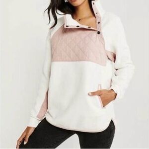 Abercrombie & Fitch Women’s asymmetrical snap up fleece jacket - blush & cream